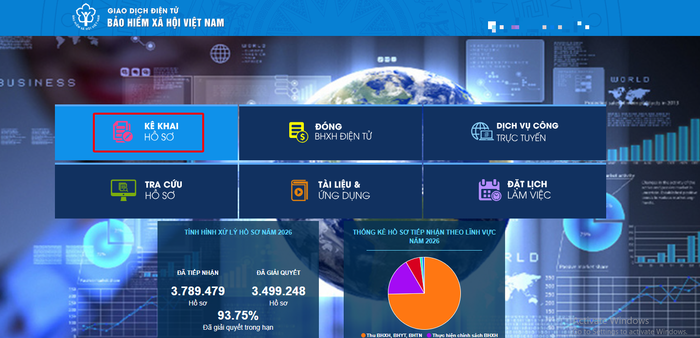 Bước 1: Truy cập https://dichvucong.baohiemxahoi.gov.vn/#/index, sau đó đăng nhập tài khoản BHXH của cá nhân và chọn "Kê khai hồ sơ".